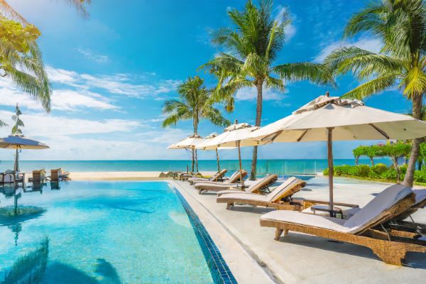 Beach resort SEO services poolside view