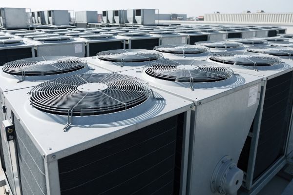 commercial HVAC rooftop units for large buildings and facilities